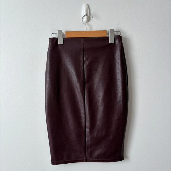 Aritzia Ten by Babaton Glow Skirt Vegan Leather Dark Burgundy Size XS - Picture 5 of 7